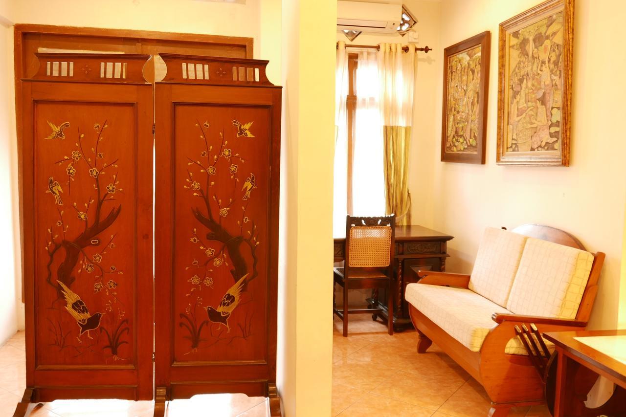 Ciwulan 36 Guest House Бандунг Экстерьер фото