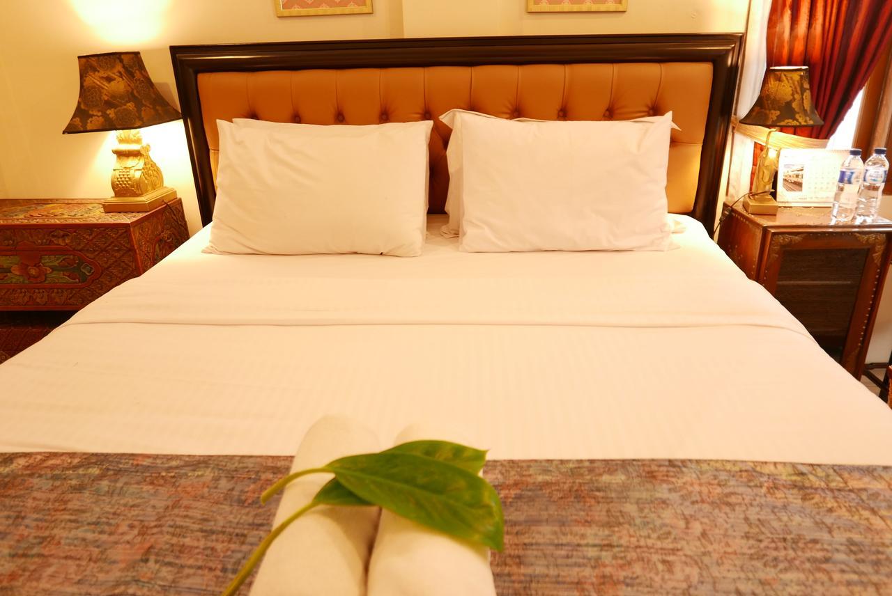 Ciwulan 36 Guest House Бандунг Экстерьер фото